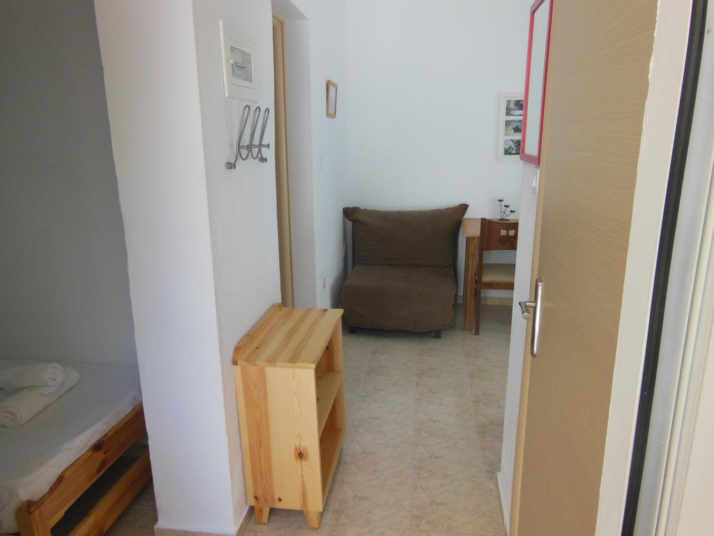 Apartments Monika Kriopigi Esterno foto